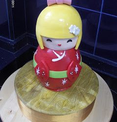 MUÑECA KOKESHI…de chocolate! (Muñequita china)