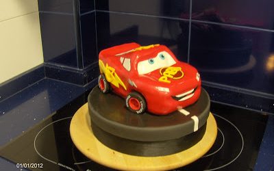 RAYO MCQUEEN CAKE!!!